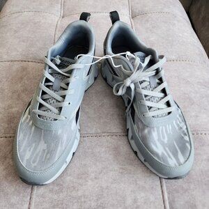 NEW Men's Reebok Zig Dynamica 4 Sneakers Size 12
